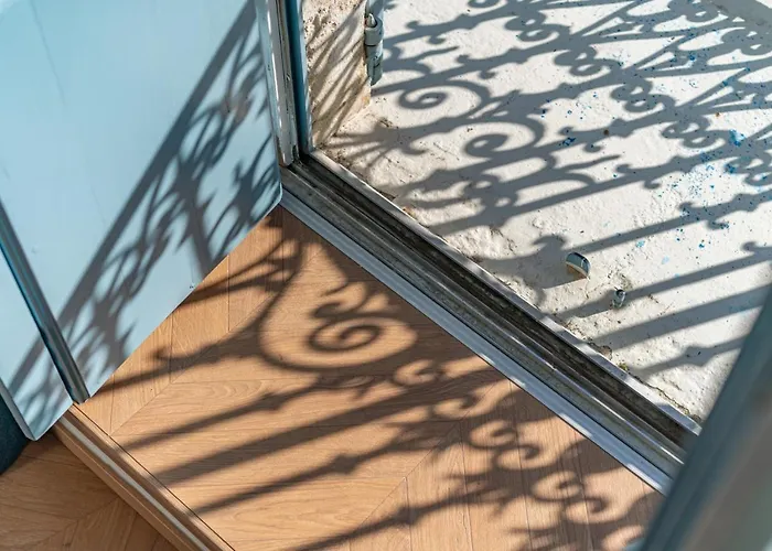 Beau Balcon Des Arenes Appartement *