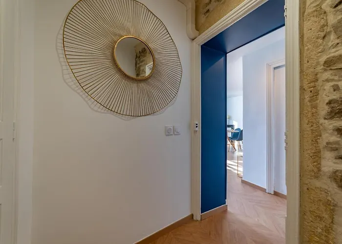 Beau Balcon Des Arenes Appartement *